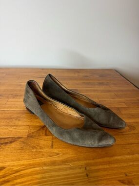 Frye Olive Green Gray Suede Leather Point Toe Flats Slip On Shoes Size 7